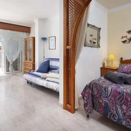 Beachfront Bungalow Torrox Exterior photo